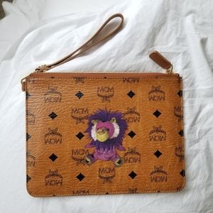 RARE MCM Visetos Lion Printed Wristlet - NEW
